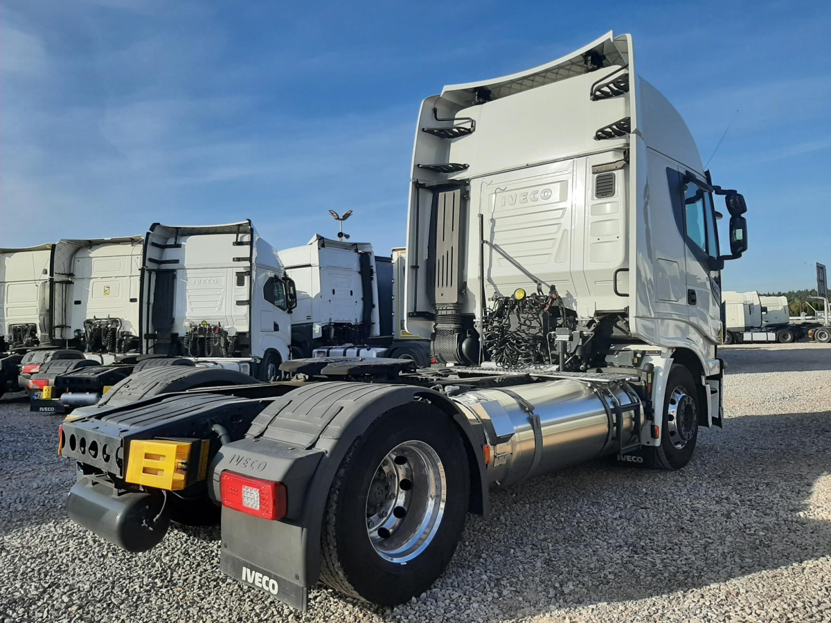 IVECO AS440ST/P LNG CIĄGNIK SIODŁOWY - Trekkvogn: bilde 4 IVECO AS440ST/P LNG CIĄGNIK SIODŁOWY - Trekkvogn: bilde 4