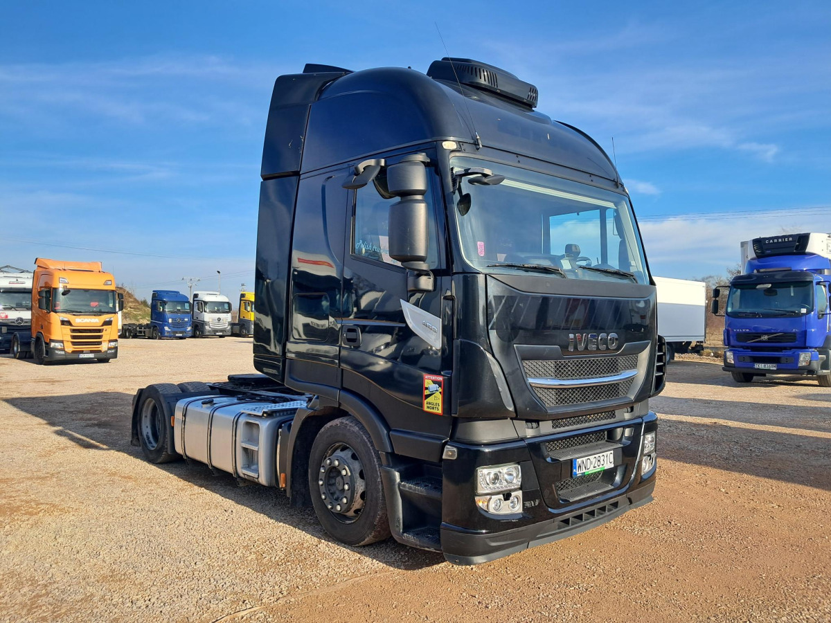 IVECO AS440T/ FP LT CIĄGNIK SIODŁOWY - Trekkvogn: bilde 1 IVECO AS440T/ FP LT CIĄGNIK SIODŁOWY - Trekkvogn: bilde 1