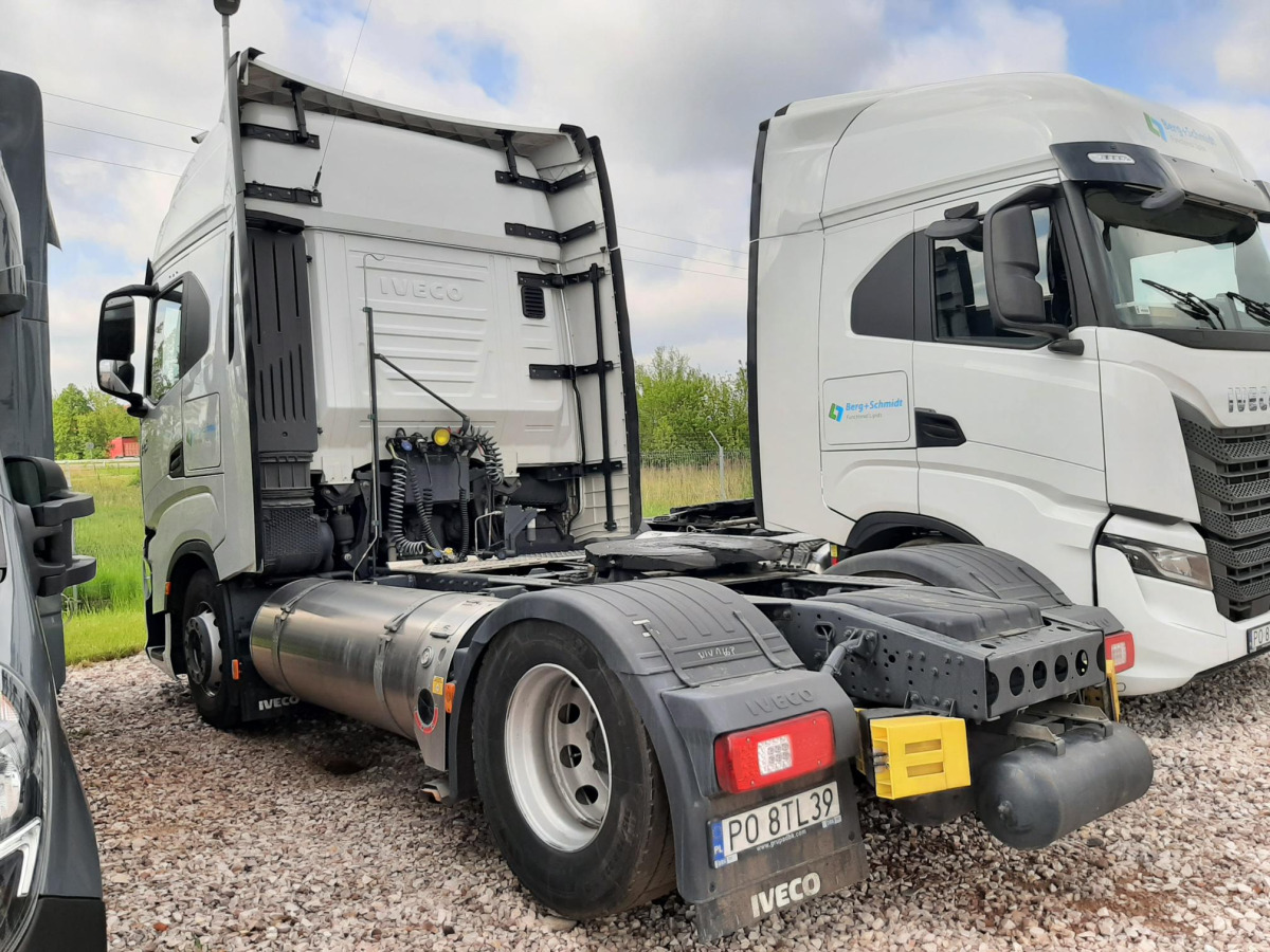 IVECO S-WAY 460 CIĄGNIK SIODŁOWY - Trekkvogn: bilde 4 IVECO S-WAY 460 CIĄGNIK SIODŁOWY - Trekkvogn: bilde 4
