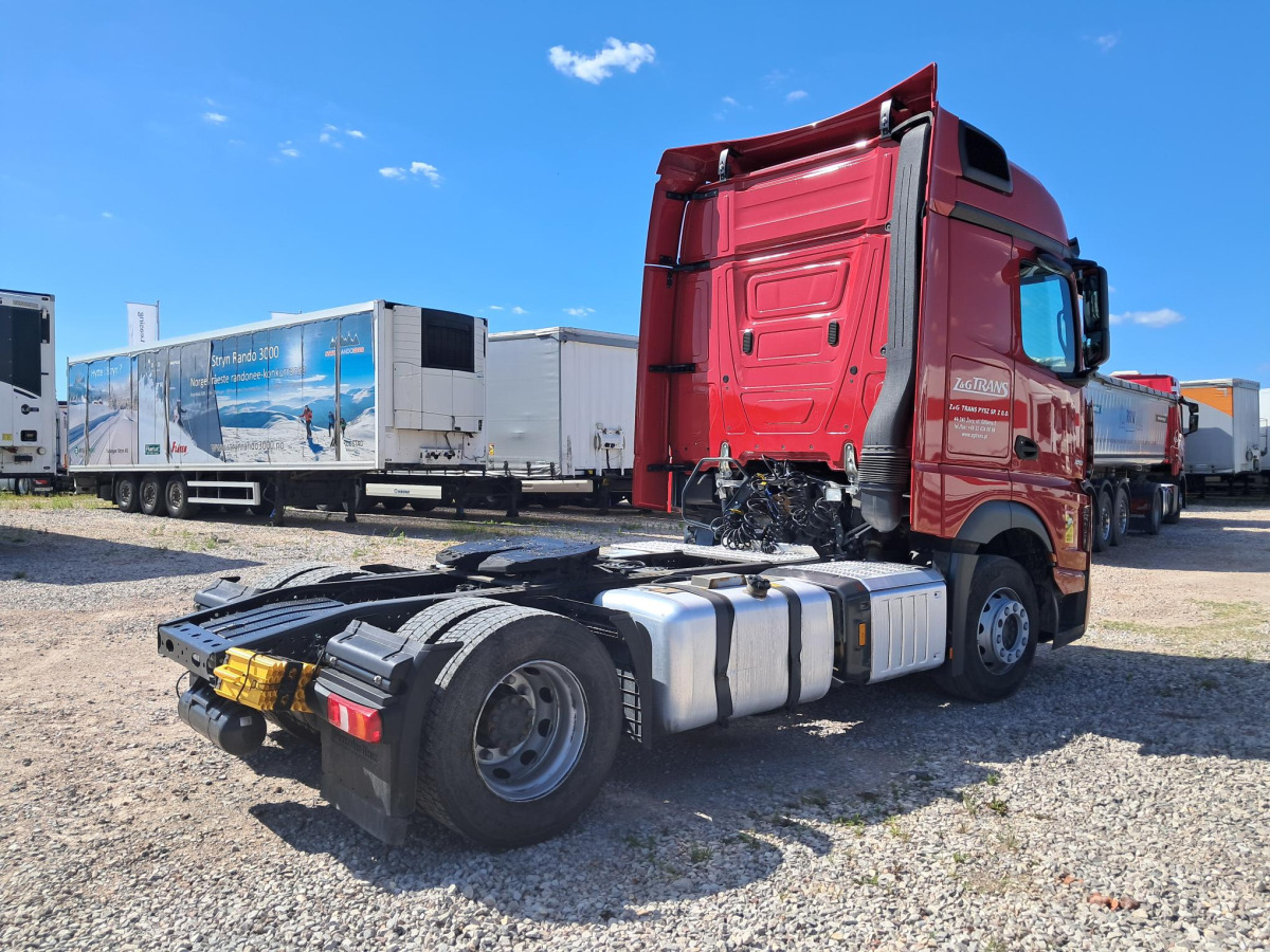 MERCEDES BENZ ACTROS CIĄGNIK SIODŁOWY - Trekkvogn: bilde 4 MERCEDES BENZ ACTROS CIĄGNIK SIODŁOWY - Trekkvogn: bilde 4