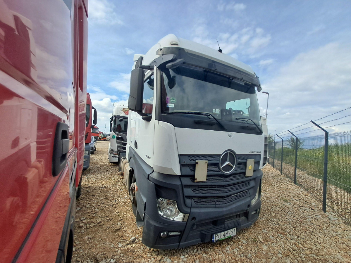 MERCEDES BENZ ACTROS CIĄGNIK SIODŁOWY - Trekkvogn: bilde 1 MERCEDES BENZ ACTROS CIĄGNIK SIODŁOWY - Trekkvogn: bilde 1
