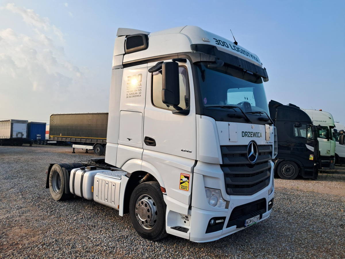 MERCEDES BENZ ACTROS CIĄGNIK SIODŁOWY - Trekkvogn: bilde 1 MERCEDES BENZ ACTROS CIĄGNIK SIODŁOWY - Trekkvogn: bilde 1