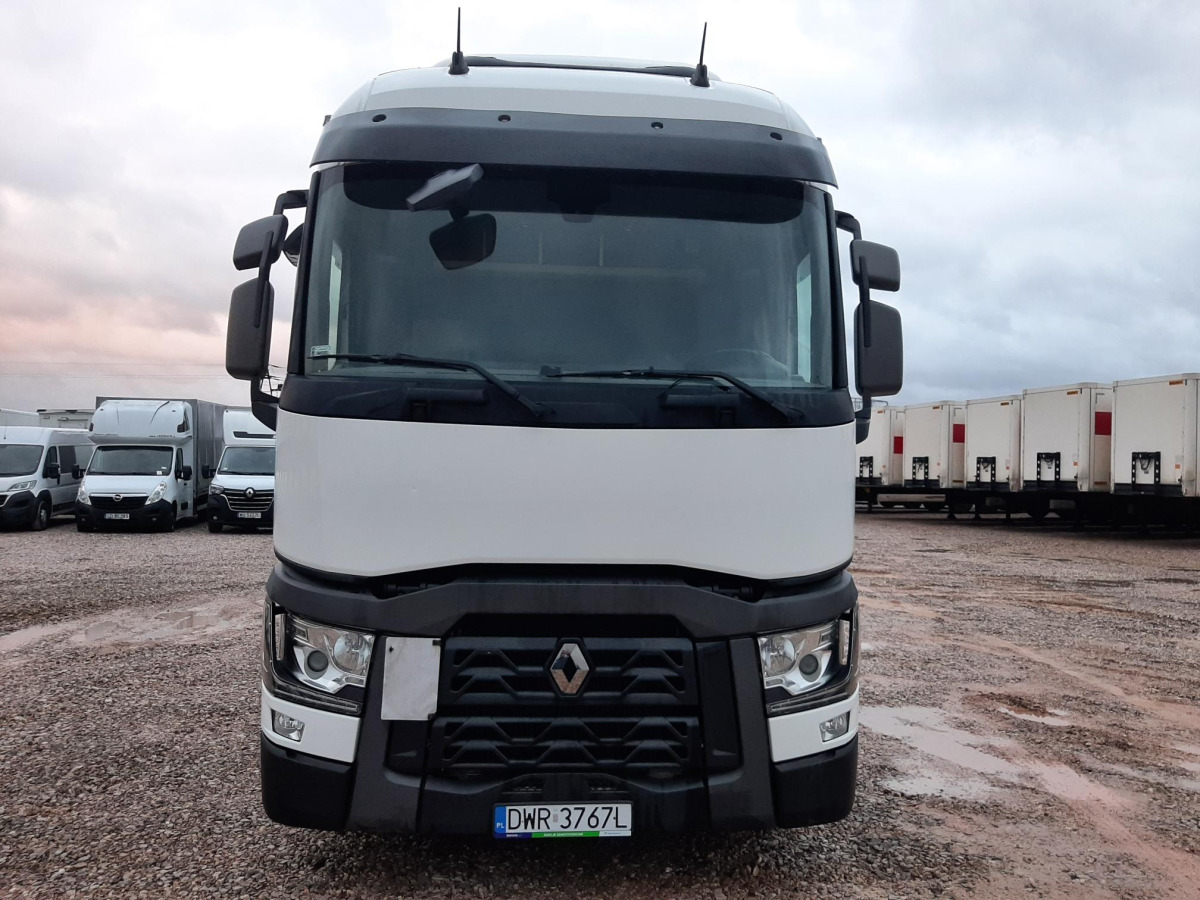 RENAULT T CIĄGNIK SIODŁOWY - Trekkvogn: bilde 2 RENAULT T CIĄGNIK SIODŁOWY - Trekkvogn: bilde 2