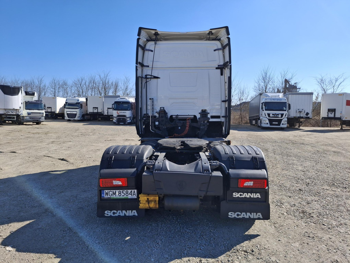 SCANIA R410 CIĄGNIK SIODŁOWY - Trekkvogn: bilde 4 SCANIA R410 CIĄGNIK SIODŁOWY - Trekkvogn: bilde 4