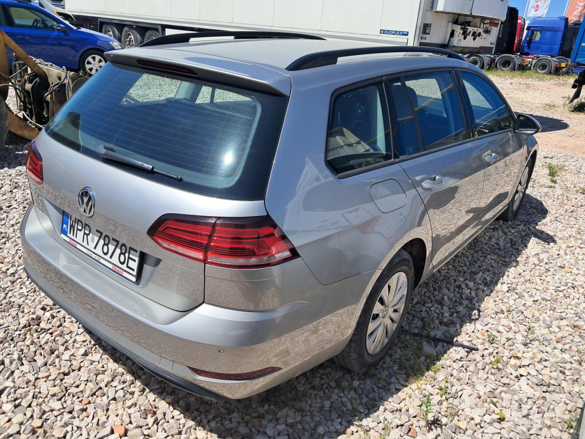 VOLKSWAGEN GOLF KOMBI - Personenbil: bilde 4 VOLKSWAGEN GOLF KOMBI - Personenbil: bilde 4