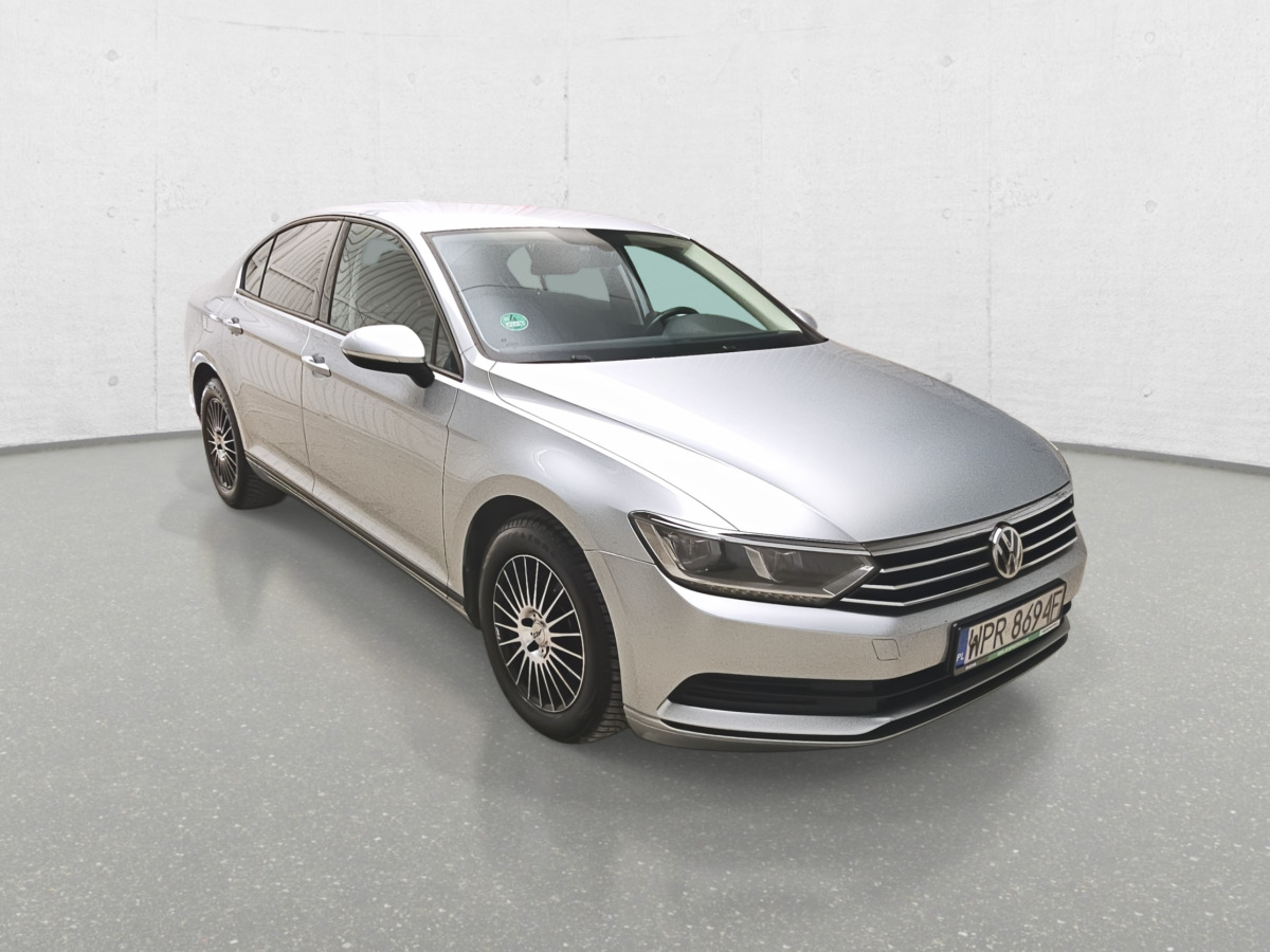 VOLKSWAGEN PASSAT SEDAN - Personenbil: bilde 2 VOLKSWAGEN PASSAT SEDAN - Personenbil: bilde 2