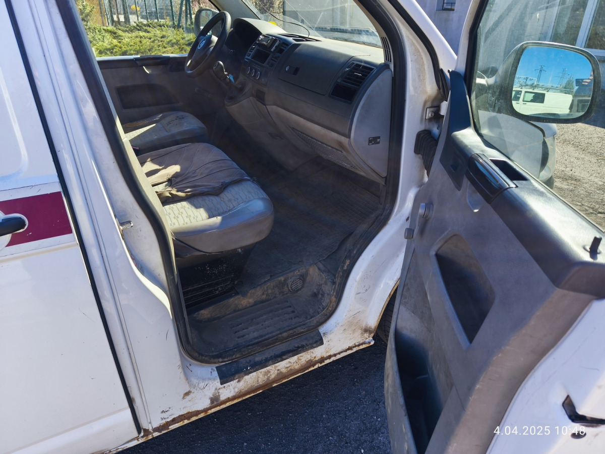 VOLKSWAGEN TRANSPORTER FURGON BLASZAK - Kassebil: bilde 5 VOLKSWAGEN TRANSPORTER FURGON BLASZAK - Kassebil: bilde 5