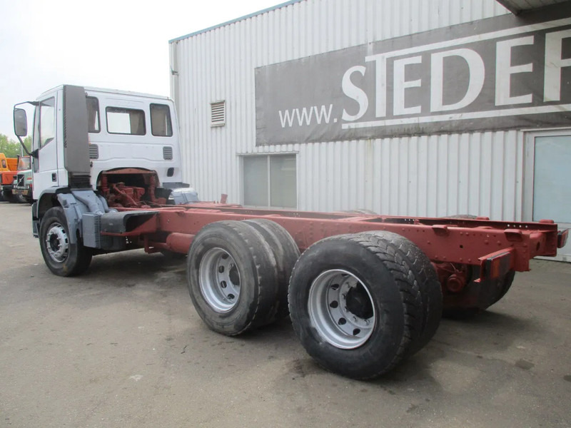 Iveco Eurotrakker 260 E 34 , Manual , 6x4 , Euro 2 - Chassis lastebil: bilde 5 Iveco Eurotrakker 260 E 34 , Manual , 6x4 , Euro 2 - Chassis lastebil: bilde 5