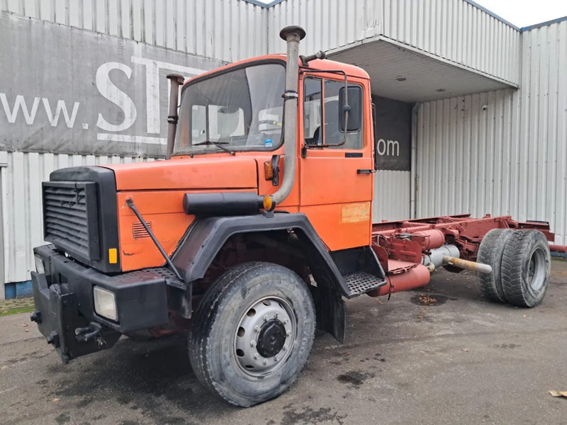 Iveco Magirus Deutz 170-23 ,V8 ,4x4 , ZF Manual , Spring suspension - Chassis lastebil: bilde 1 Iveco Magirus Deutz 170-23 ,V8 ,4x4 , ZF Manual , Spring suspension - Chassis lastebil: bilde 1