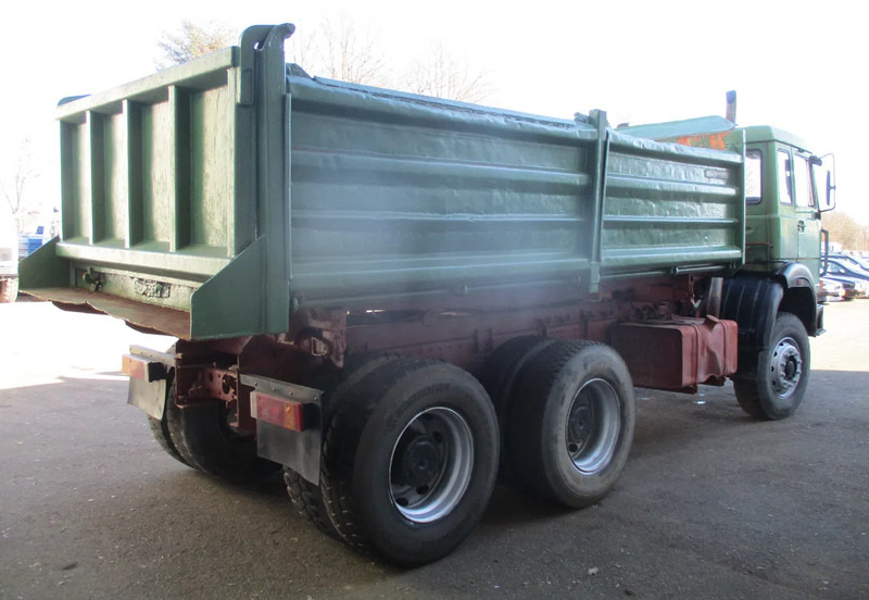 Iveco Magirus Deutz , 320 M 26 FK , V8 , ZF Manual , 3Way tipper , Spring suspension , Drum brakes - Tippbil: bilde 3 Iveco Magirus Deutz , 320 M 26 FK , V8 , ZF Manual , 3Way tipper , Spring suspension , Drum brakes - Tippbil: bilde 3