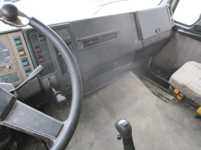 Tippbil MAN 26 322 ZF Manual , 6x4 , 3 way tipper , Spring suspension: bilde 12