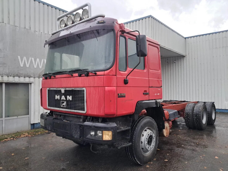 MAN 26-422 , 6x4 , Spring Suspension , ZF Manual Gearbox, Intarder - Chassis lastebil: bilde 1 MAN 26-422 , 6x4 , Spring Suspension , ZF Manual Gearbox, Intarder - Chassis lastebil: bilde 1