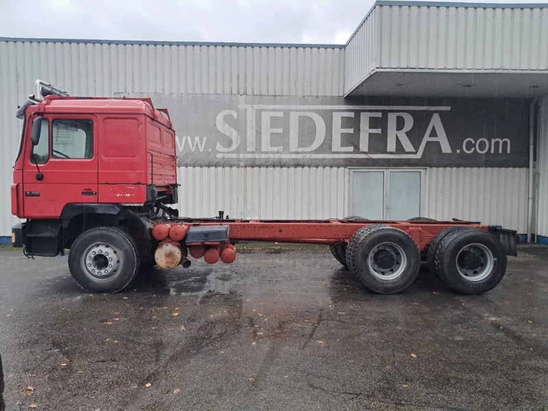 MAN 26-422 , 6x4 , Spring Suspension , ZF Manual Gearbox, Intarder - Chassis lastebil: bilde 2 MAN 26-422 , 6x4 , Spring Suspension , ZF Manual Gearbox, Intarder - Chassis lastebil: bilde 2