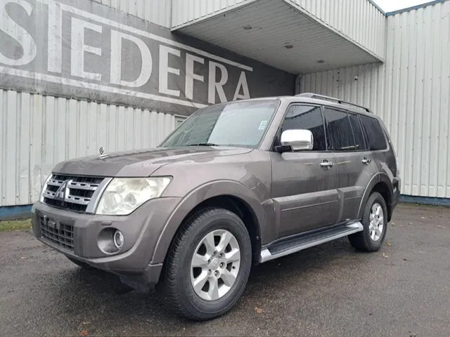 Mitsubishi Pajero GLS 3.5 - V6 , 4x4 , 7 Pers. , Full option - Personenbil: bilde 1 Mitsubishi Pajero GLS 3.5 - V6 , 4x4 , 7 Pers. , Full option - Personenbil: bilde 1