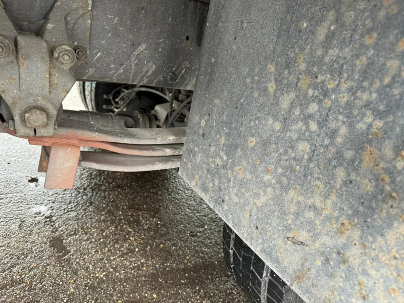 Skapbil Renault Midlum 180 DXI, Spring Suspension, Drum Brakes: bilde 9 Skapbil Renault Midlum 180 DXI, Spring Suspension, Drum Brakes: bilde 9