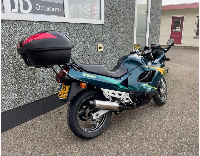 Suzuki GSX 600 F - Motorsykkel: bilde 4 Suzuki GSX 600 F - Motorsykkel: bilde 4