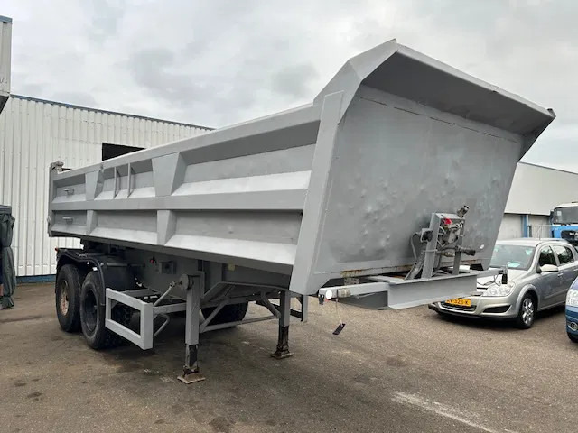 Trax 2 Axle Steel Tipper , Spring Suspension , Drum Brakes - Tippsemi: bilde 4 Trax 2 Axle Steel Tipper , Spring Suspension , Drum Brakes - Tippsemi: bilde 4