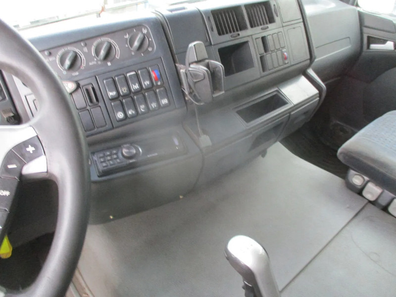 Trekkvogn MAN TGA 18.480 /S , 4x4 , ZF Manual , Intarder , Airco: bilde 9