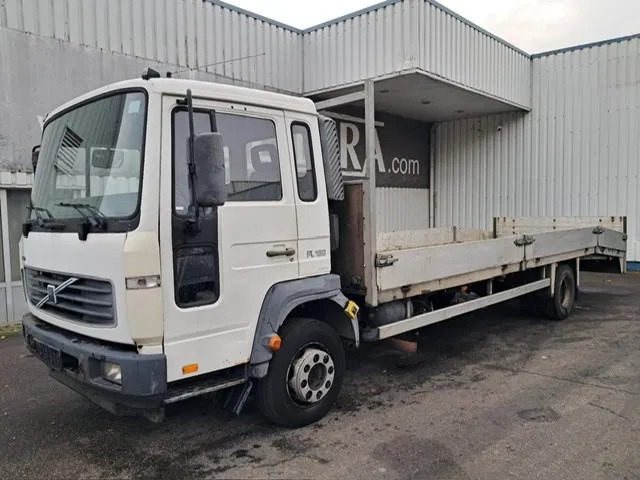 Volvo FL6-07 , Plateau / Car Transporter, Spring Suspension - Transporter lastebil: bilde 1 Volvo FL6-07 , Plateau / Car Transporter, Spring Suspension - Transporter lastebil: bilde 1