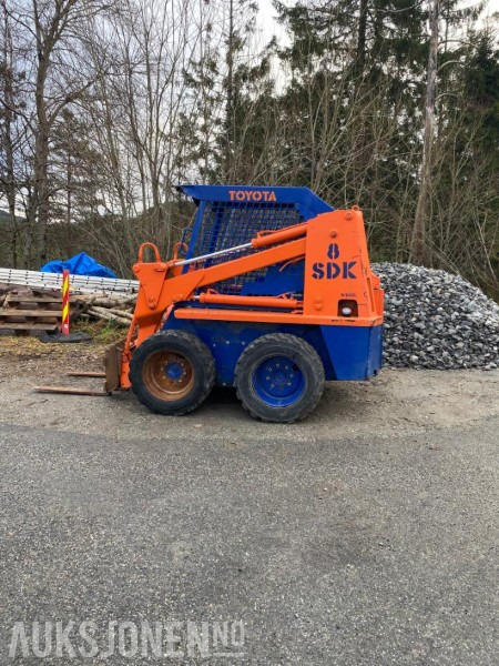 1900 Toyota SDK8 mva fri kompaktlaster - Kompaktlaster: bilde 2 1900 Toyota SDK8 mva fri kompaktlaster - Kompaktlaster: bilde 2