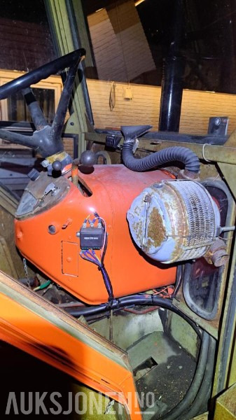 Traktor 1974 Zetor 4718 traktor - Mye påkostet: bilde 13