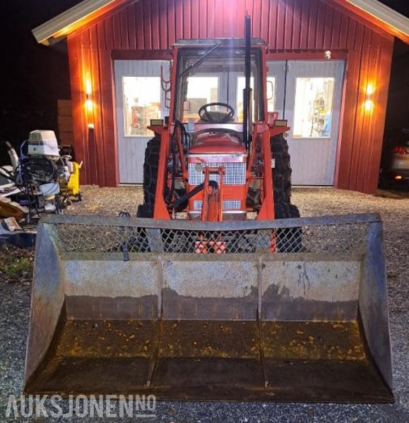 Traktor 1974 Zetor 4718 traktor - Mye påkostet: bilde 7