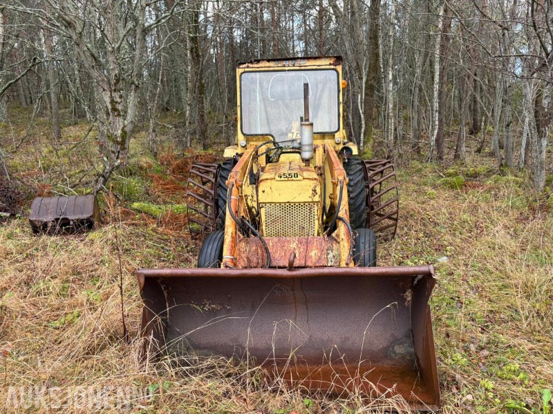 1975 FORD 4550 TRAKTORGRAVER - Traktor: bilde 2 1975 FORD 4550 TRAKTORGRAVER - Traktor: bilde 2