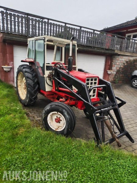 1975 International Harvester 574 - mva fri traktor rep.objekt - Traktor: bilde 2 1975 International Harvester 574 - mva fri traktor rep.objekt - Traktor: bilde 2