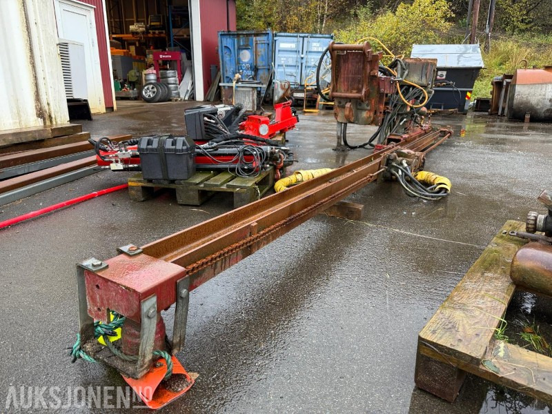 1980 Tamrock DP300E Boretårn med Kompressor og dele tårn - Borustyr: bilde 2 1980 Tamrock DP300E Boretårn med Kompressor og dele tårn - Borustyr: bilde 2