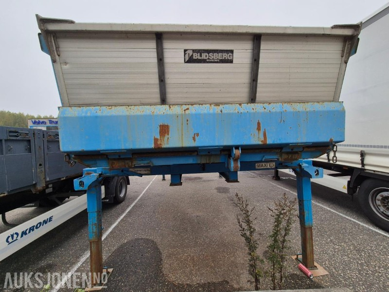 1985 Kalmar Lagab 1819 ramme/lastbærer med dumperkasse, 1 eier, mva fri - Anleggsmaskiner: bilde 3 1985 Kalmar Lagab 1819 ramme/lastbærer med dumperkasse, 1 eier, mva fri - Anleggsmaskiner: bilde 3