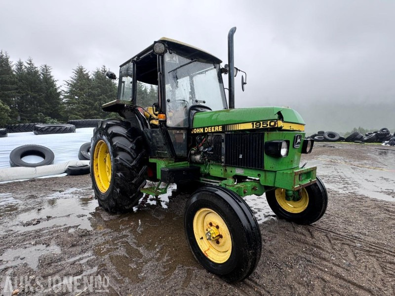 1988 John Deere 1950 POWER SYNCHRON med toppstag og triangelfeste - Traktor: bilde 3 1988 John Deere 1950 POWER SYNCHRON med toppstag og triangelfeste - Traktor: bilde 3