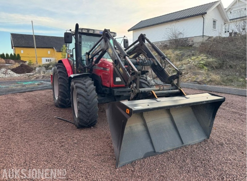 2000 Massey Ferguson 6265 Traktor med Frotlaster og skjær - Traktor: bilde 3 2000 Massey Ferguson 6265 Traktor med Frotlaster og skjær - Traktor: bilde 3
