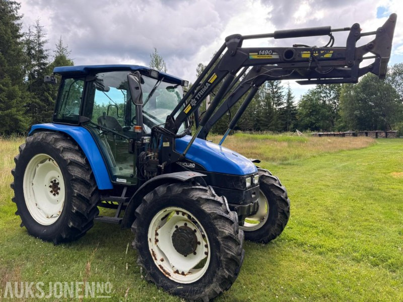 2001 New Holland TL80 traktor med laster. - Traktor: bilde 3 2001 New Holland TL80 traktor med laster. - Traktor: bilde 3