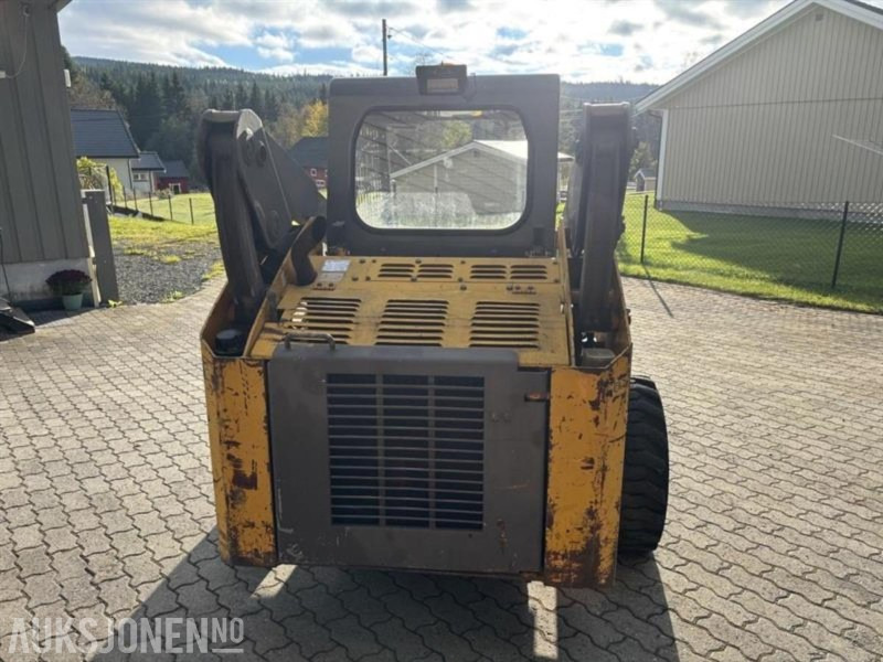 2003 Daewoo DSL 702 Kompaktlaster - Kompaktlaster: bilde 4 2003 Daewoo DSL 702 Kompaktlaster - Kompaktlaster: bilde 4