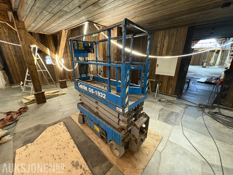 2004 Genie GS 1932 sakselift - 149 timer - Lift: bilde 3 2004 Genie GS 1932 sakselift - 149 timer - Lift: bilde 3