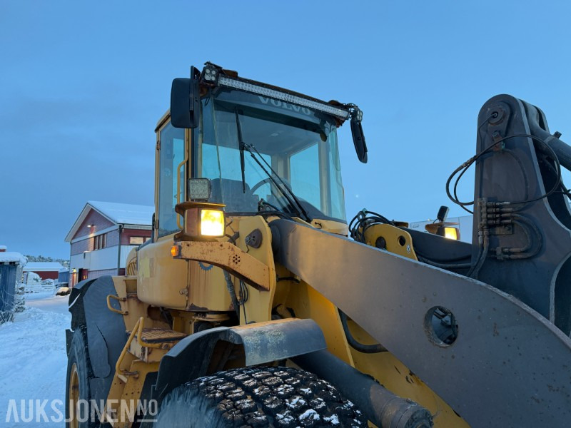 Hjullaster 2004 Volvo L90E - Sentralsmøring - Ny motor: bilde 20
