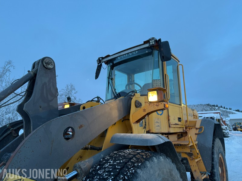 Hjullaster 2004 Volvo L90E - Sentralsmøring - Ny motor: bilde 15
