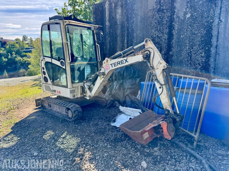 2005 Schaeff Terex HR 1.6 - Minigraver - 3. Skuffer - Hydr. Pigghammer - S30 - Timer: 2428 - Minigraver: bilde 2 2005 Schaeff Terex HR 1.6 - Minigraver - 3. Skuffer - Hydr. Pigghammer - S30 - Timer: 2428 - Minigraver: bilde 2