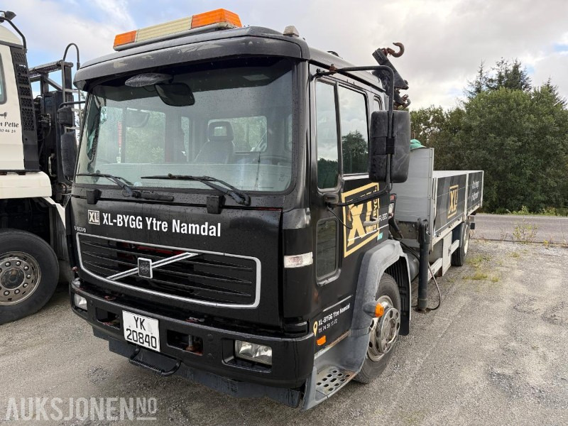 2005 VOLVO FL6H Kranbil med Fast Plan 267842 km Svingbare Lemmer - Kranbil: bilde 1 2005 VOLVO FL6H Kranbil med Fast Plan 267842 km Svingbare Lemmer - Kranbil: bilde 1