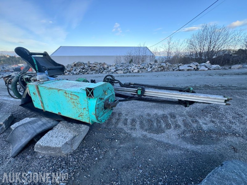 2006 IR Montabert boretårn CPA 225 - HC 40 hammer - Nytt S70 feste i 2022 - Ilmeg støvsuger - kompressor - Borustyr: bilde 5 2006 IR Montabert boretårn CPA 225 - HC 40 hammer - Nytt S70 feste i 2022 - Ilmeg støvsuger - kompressor - Borustyr: bilde 5