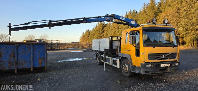 2006 Volvo FL250 Kranbil med tipp - 4X2 - Automat - HMF 683 K2 kran - Aluminiumskarmer - EU godkjent - Gått 206.755 km - Kranbil: bilde 3 2006 Volvo FL250 Kranbil med tipp - 4X2 - Automat - HMF 683 K2 kran - Aluminiumskarmer - EU godkjent - Gått 206.755 km - Kranbil: bilde 3