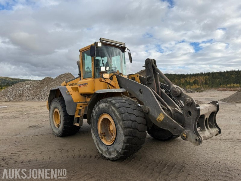 2006 Volvo L120E - Sentralsmøring - 14887 timer - Hjullaster: bilde 3 2006 Volvo L120E - Sentralsmøring - 14887 timer - Hjullaster: bilde 3