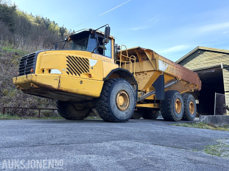 2006 mod Volvo A35D - sorte skilter - 18 182 timer - 89 085 km - Dumper: bilde 1 2006 mod Volvo A35D - sorte skilter - 18 182 timer - 89 085 km - Dumper: bilde 1