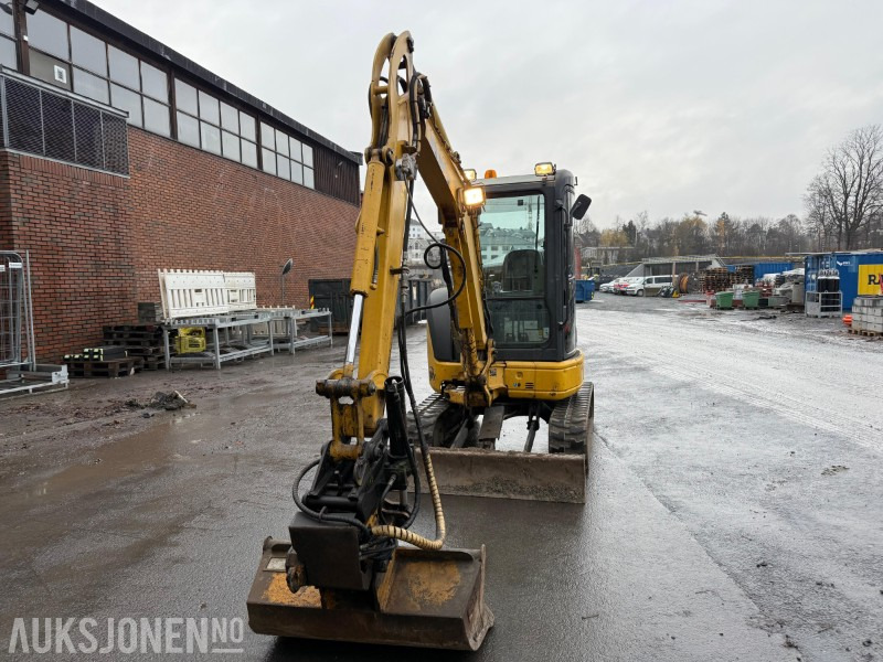 2007 Komatsu PC30 MR-2 minigraver med Engcon tiltrotator, lys, 1 skuffe, gummibelter, skjær - Minigraver: bilde 2 2007 Komatsu PC30 MR-2 minigraver med Engcon tiltrotator, lys, 1 skuffe, gummibelter, skjær - Minigraver: bilde 2