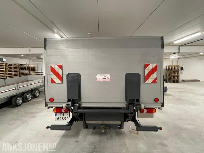 2007 RENAULT MIDLUM LASTEBIL - PLANBIL MED LIFT. KUN 95544 KM! - Planbil: bilde 5 2007 RENAULT MIDLUM LASTEBIL - PLANBIL MED LIFT. KUN 95544 KM! - Planbil: bilde 5