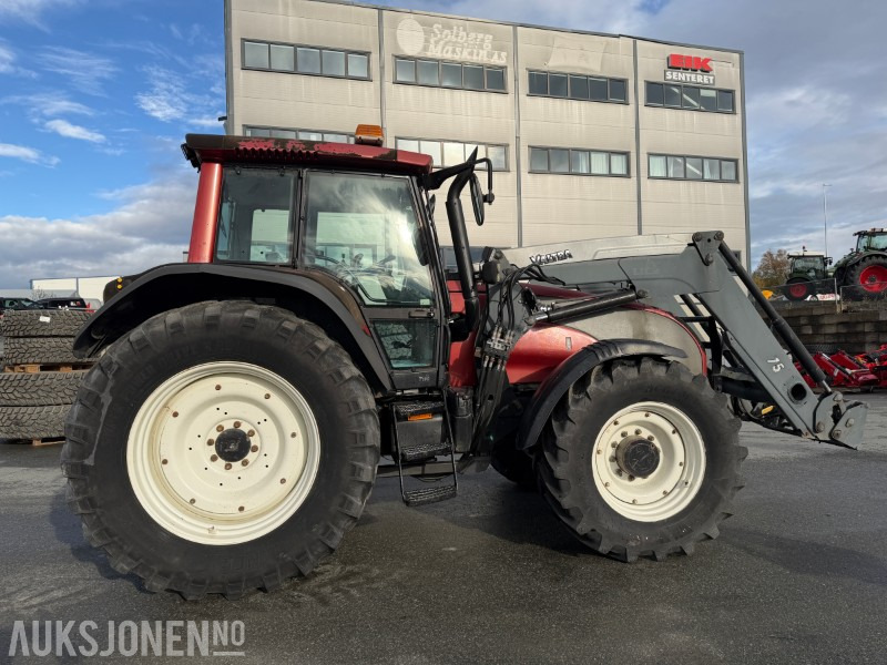 2008 Valtra T-180 Traktor med frontlaster / 1362 timer - Traktor: bilde 5 2008 Valtra T-180 Traktor med frontlaster / 1362 timer - Traktor: bilde 5