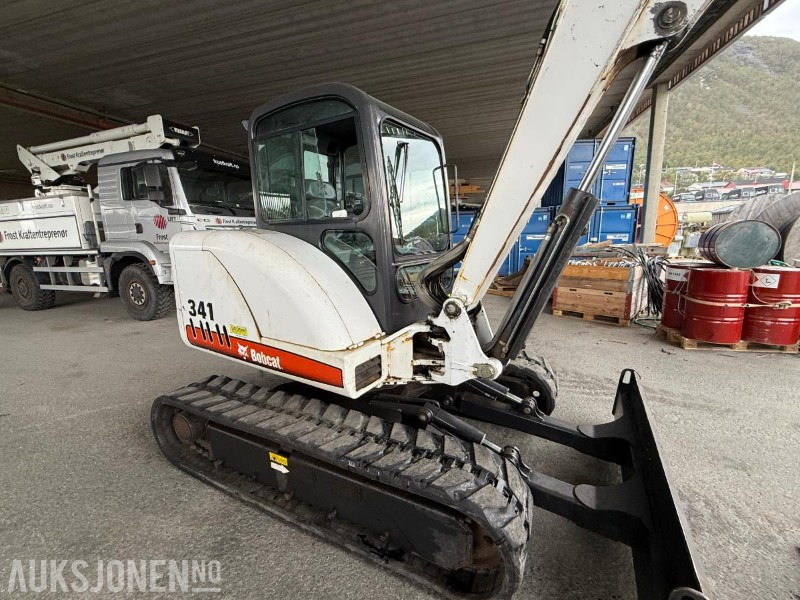 2010 Bobcat 341G Gravemaskin - 2 Skuffer - Engcon tiltrotator - Sertifisert - 6129T - Gravemaskin: bilde 3 2010 Bobcat 341G Gravemaskin - 2 Skuffer - Engcon tiltrotator - Sertifisert - 6129T - Gravemaskin: bilde 3