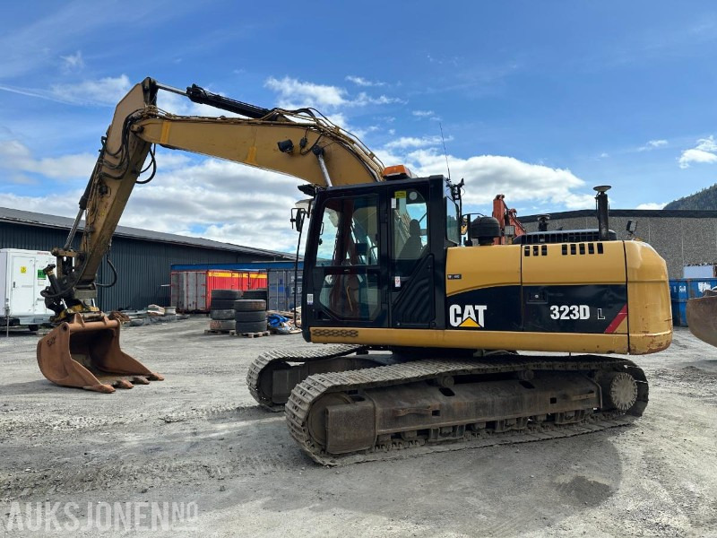 2010 CAT 323D GRAVEMASKIN - 14167 TIMER - Gravemaskin: bilde 3 2010 CAT 323D GRAVEMASKIN - 14167 TIMER - Gravemaskin: bilde 3