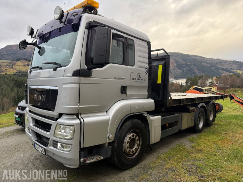 2010 MAN TGS 28.540 krokbil / krokløftbil - maskinflak + krokkasse - Krokbil: bilde 1 2010 MAN TGS 28.540 krokbil / krokløftbil - maskinflak + krokkasse - Krokbil: bilde 1