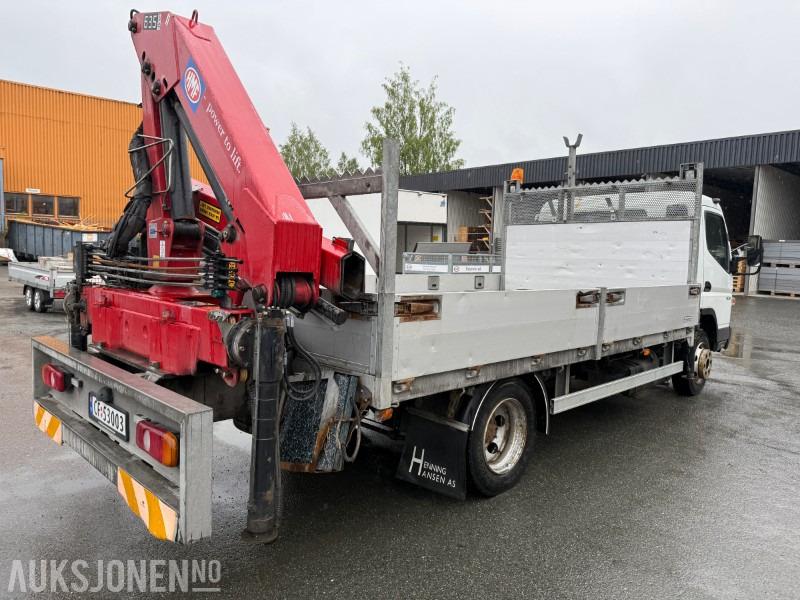 2010 Mitsubishi Fuso Canter 7C18 m/ HMF 635-K2 kran – lav km, fjernstyring - Kranbil: bilde 4 2010 Mitsubishi Fuso Canter 7C18 m/ HMF 635-K2 kran – lav km, fjernstyring - Kranbil: bilde 4